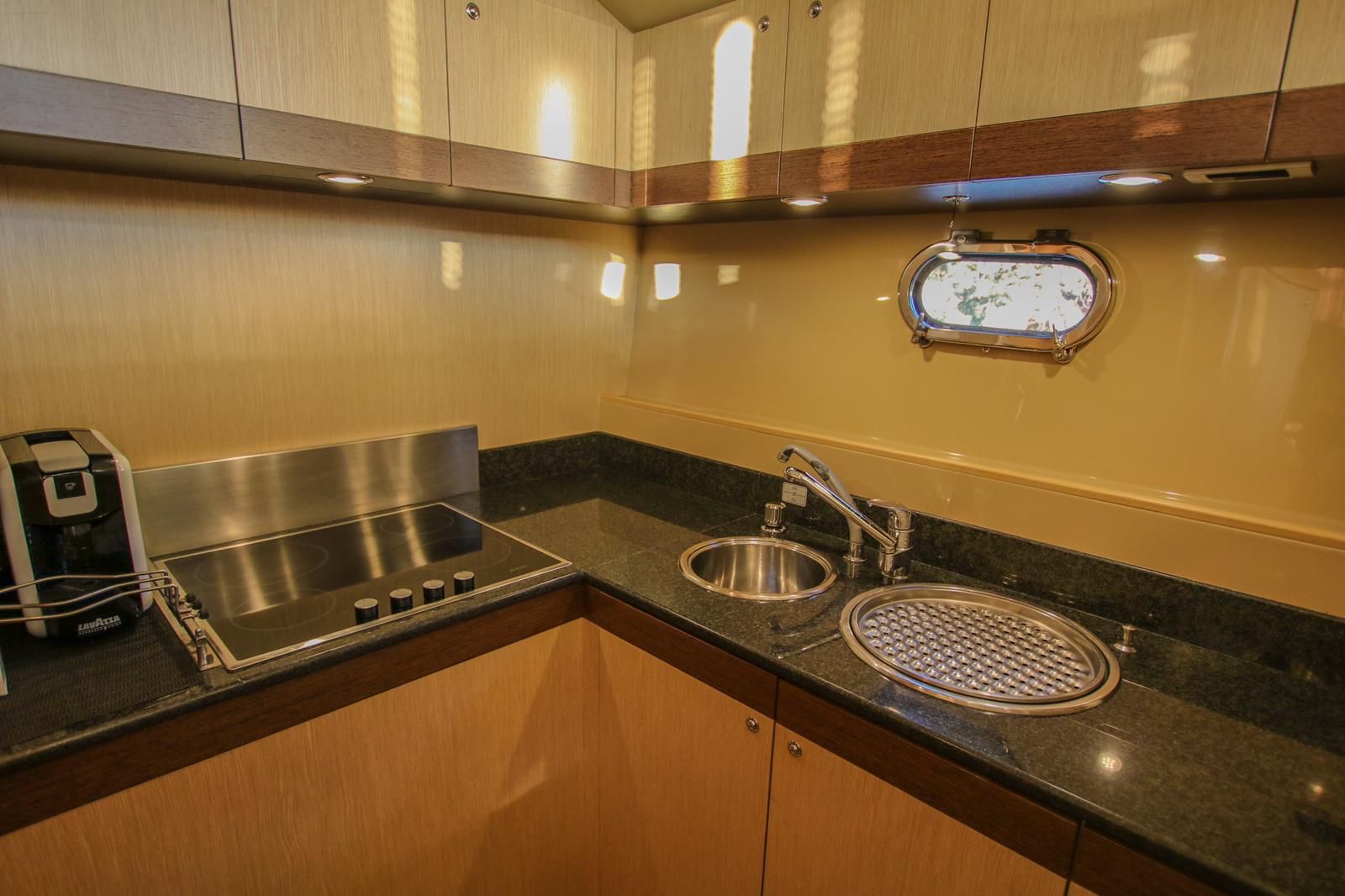 Ferreti 591 kitchen